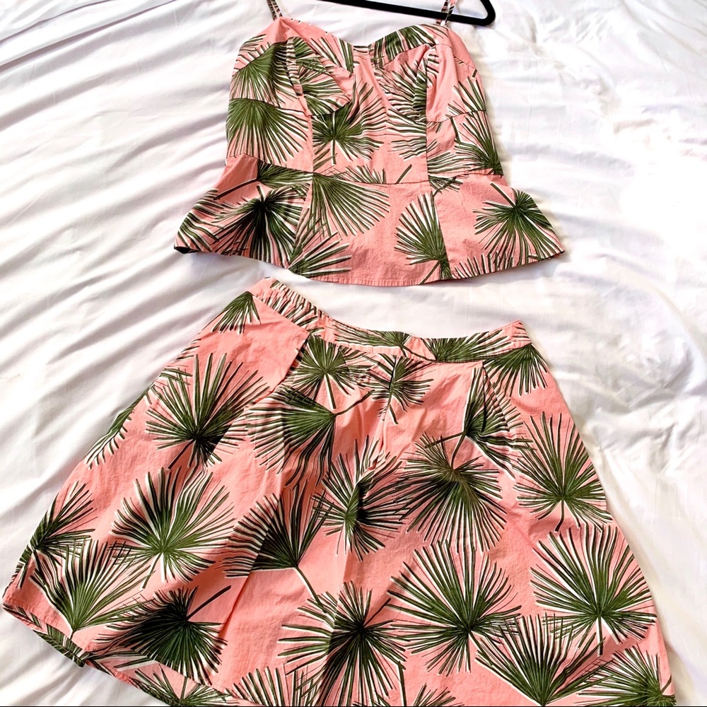 Skirt and top set
